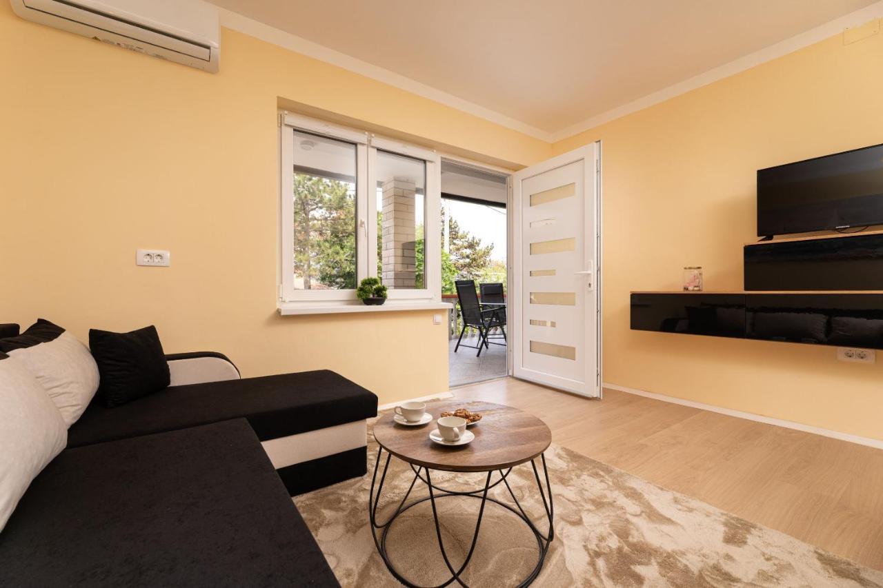 Apartments Vugrin سيلو المظهر الخارجي الصورة
